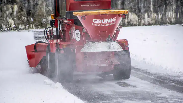Uni-truck Salz- und Granulatstreuer